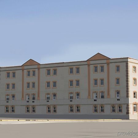Americas Best Value Inn Dearborn Exteriör bild